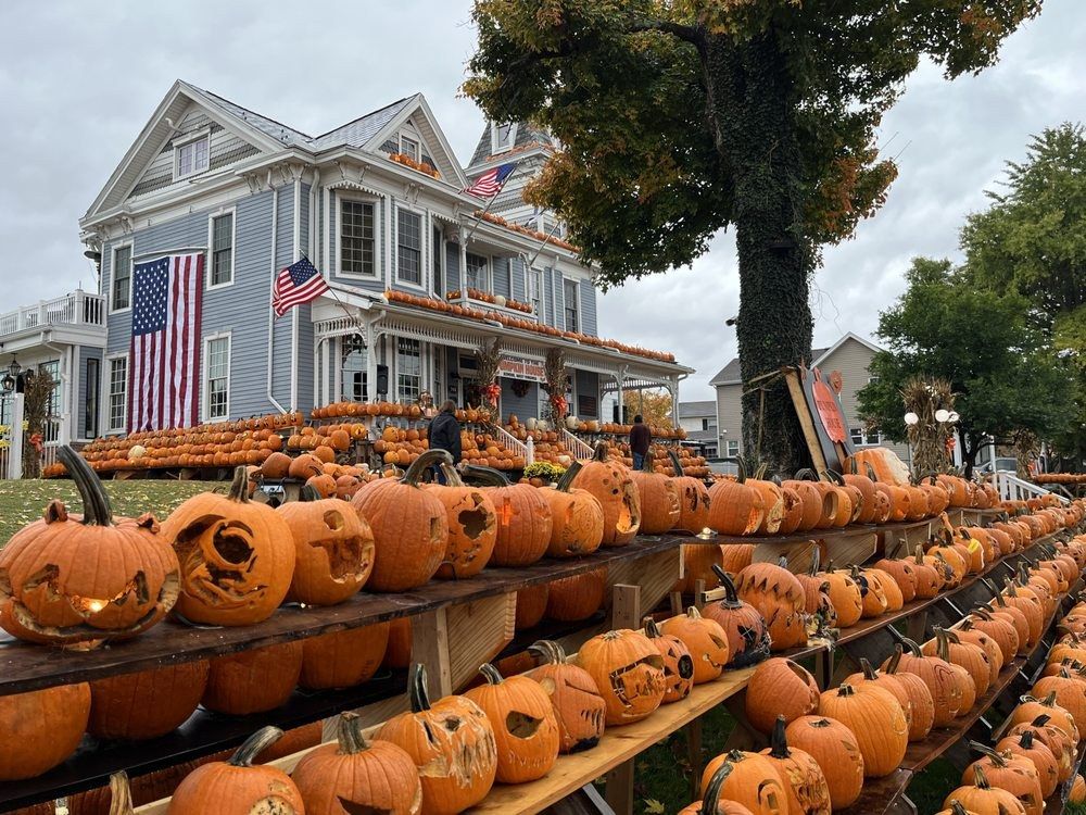 Kenova Pumpkin House, WV